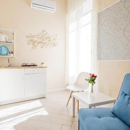 نابولي Residence Appartamenti Santa Teresa A Chiaia المظهر الخارجي الصورة