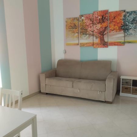 نابولي Residence Appartamenti Santa Teresa A Chiaia المظهر الخارجي الصورة